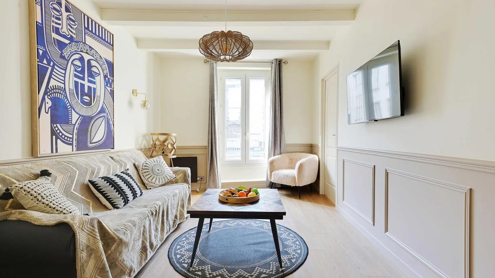 Beautiful 2br 4p Republique Temple Paris
