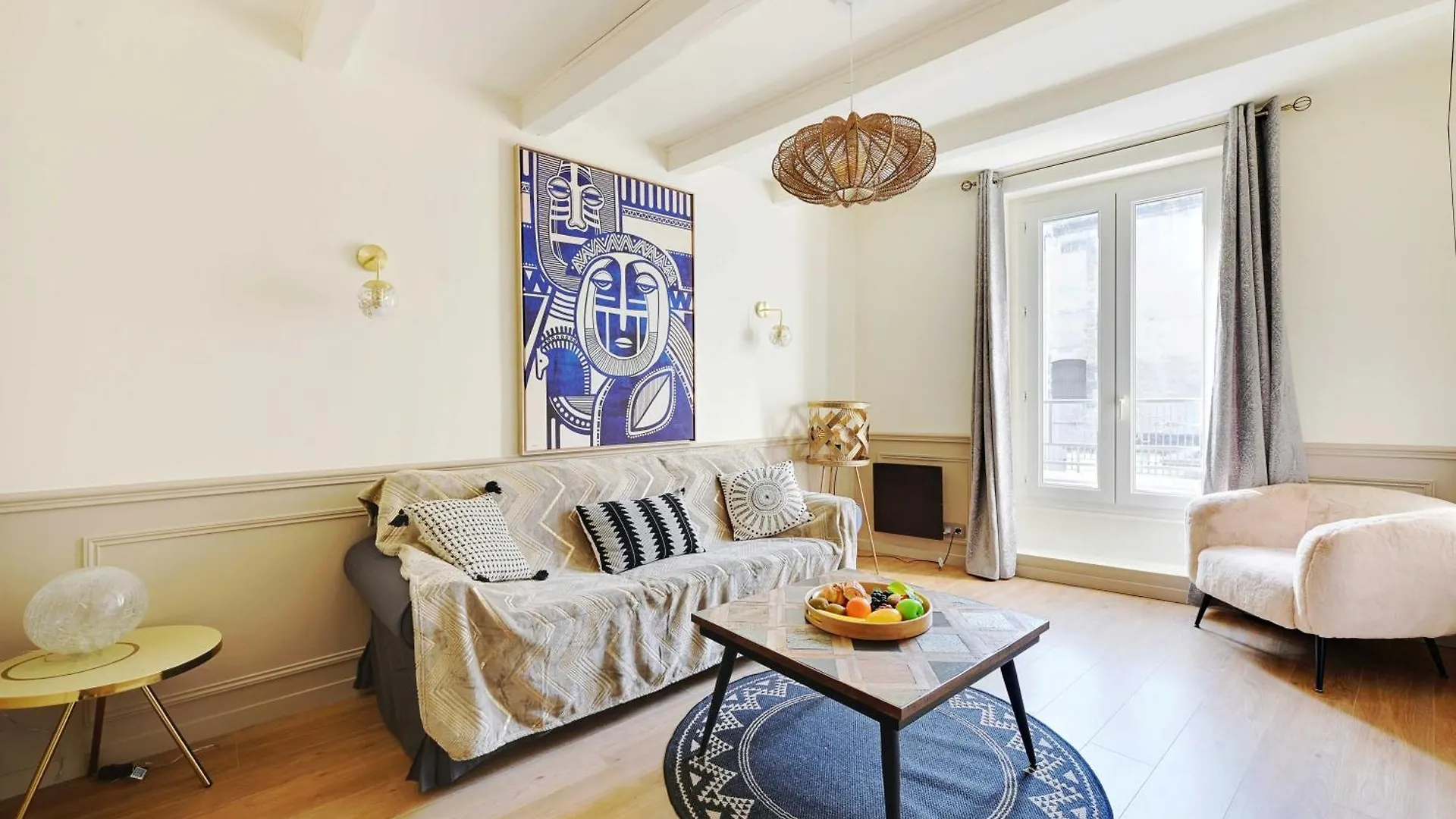 Beautiful 2br 4p Republique Temple Parigi